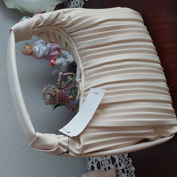 Mango pleated bag - Picture 4 of 14